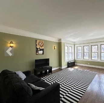 Foto del edificio - 5024 N Ridgeway Ave