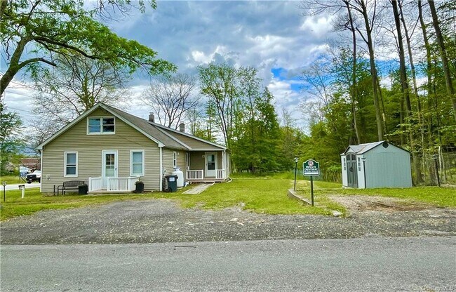 Building Photo - 175 NY-302