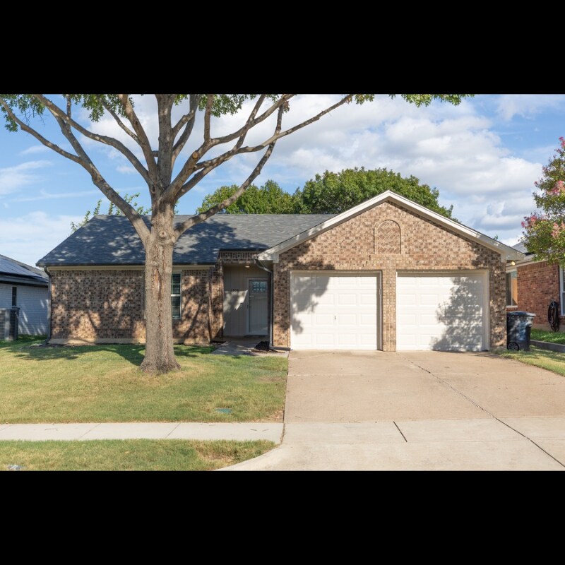 Foto principal - 1203 Trenton Ln