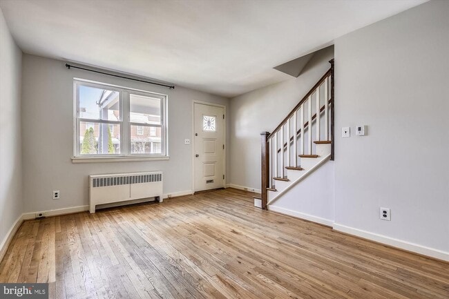 Foto del edificio - 1239 W 37th St