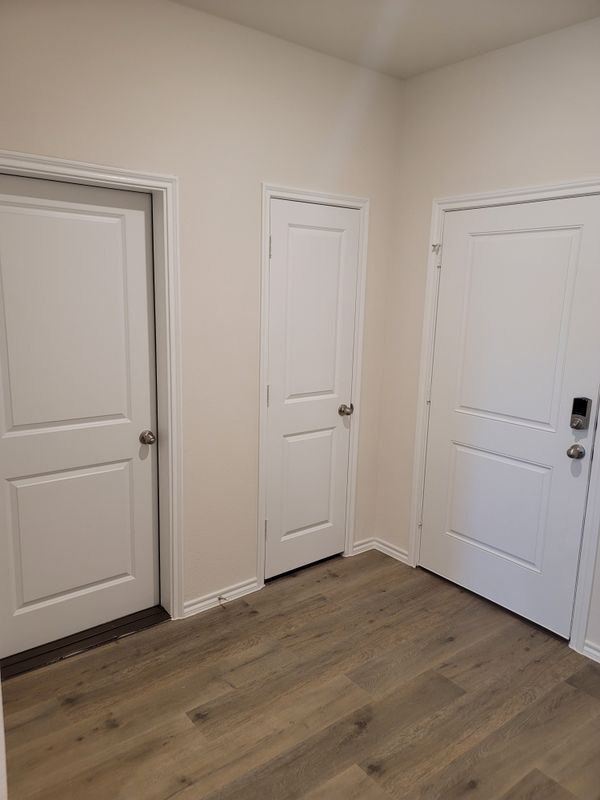 Foto del edificio - 1216 Riverbrook Ln