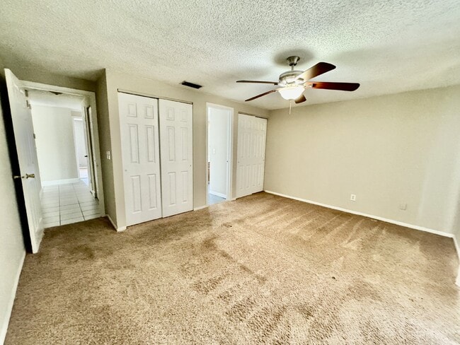 Building Photo - 6804 Middlewood Ct