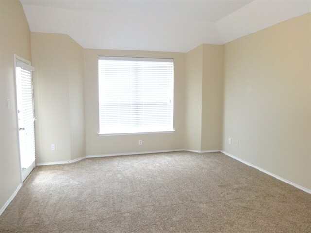 Foto del edificio - 2775 Ivy Hill Dr