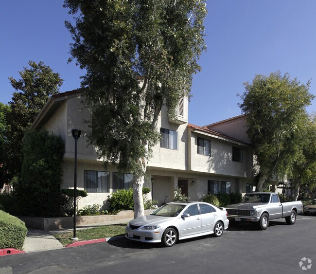 Imperial Villas Apartments Apartments in Placentia, CA