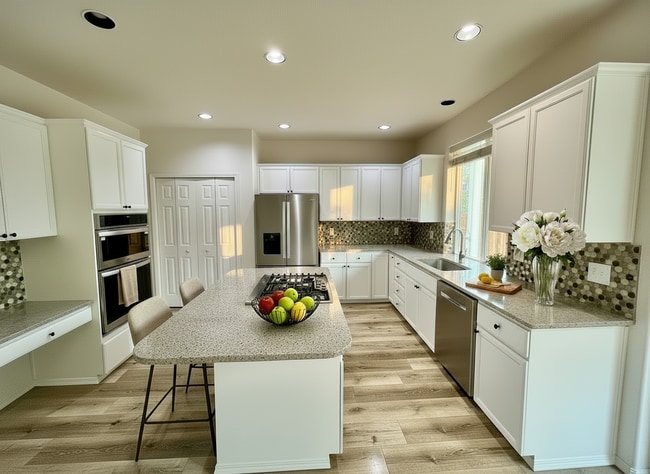 Building Photo - 5906 NE Skipton St