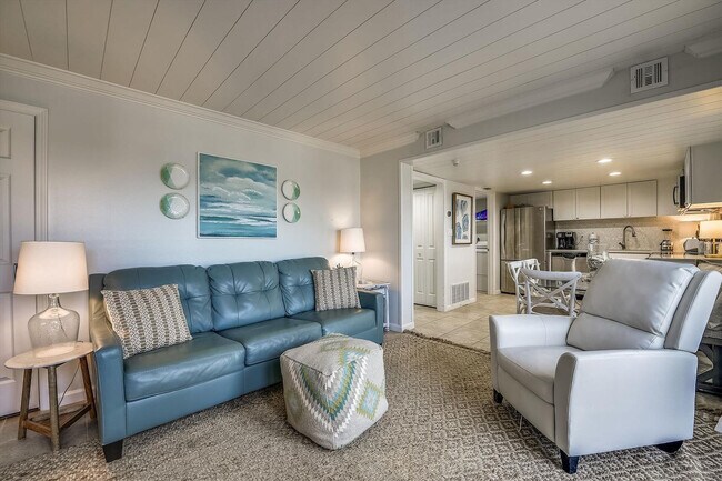 Foto del edificio - 23223 Front Beach Rd
