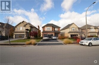 Building Photo - 20 Chambers Dr