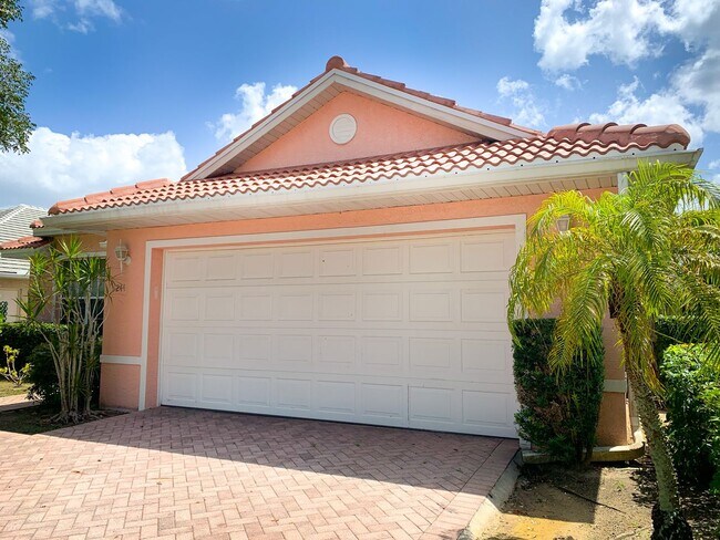 Foto del edificio - ***LONGSHORE LAKES*** 3 BED/ 2 BATH + DEN*...