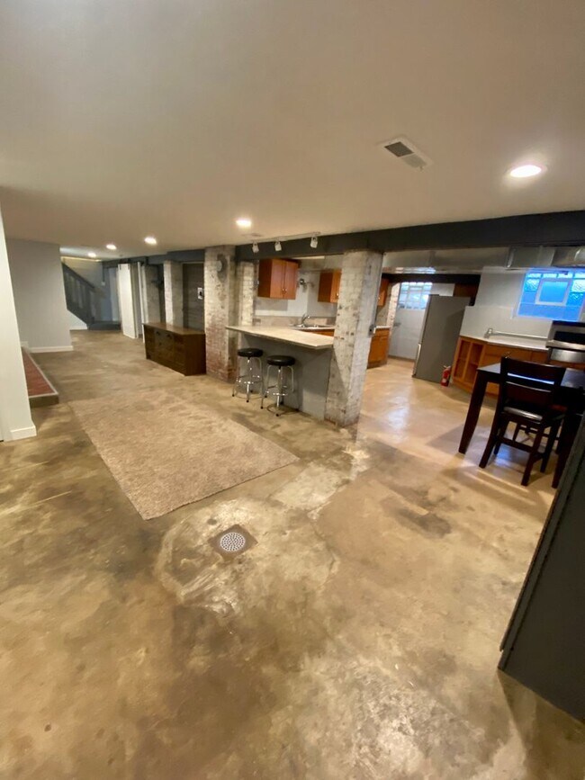 Foto del edificio - Cozy Basement Apartment – All Utilities Included, Private Entrance & Minutes from Purdue!