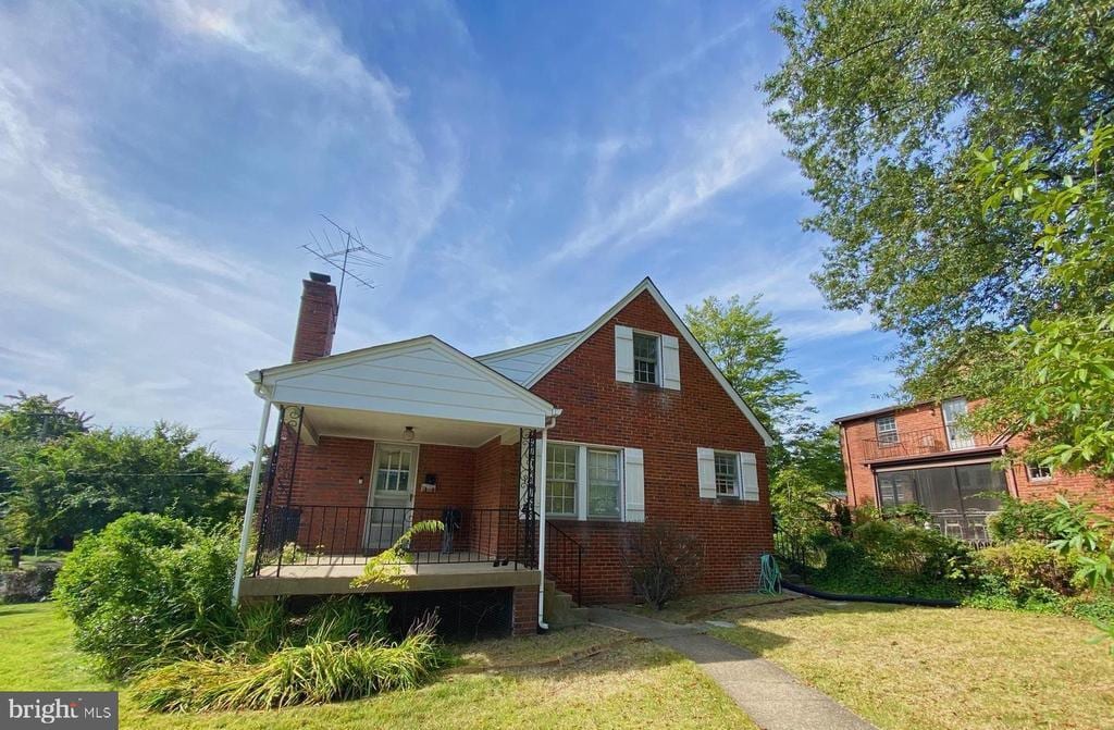 Primary Photo - 1538 N Danville St