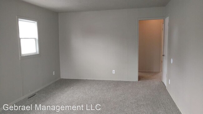 Building Photo - 2 br, 1 bath House - 940 Knapp Ave