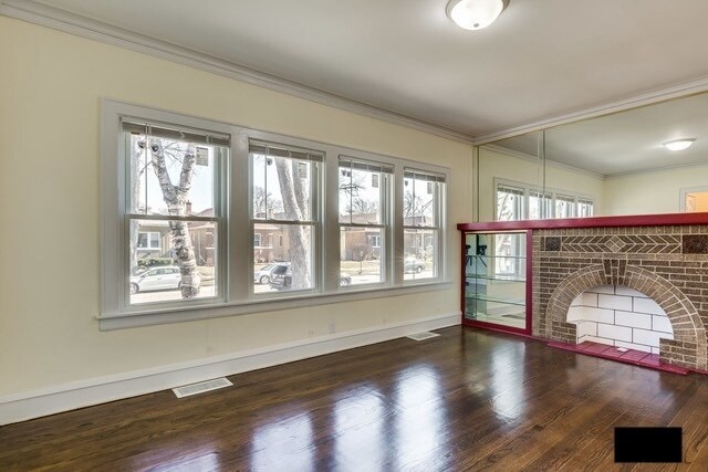 Building Photo - 112 Bellwood Ave