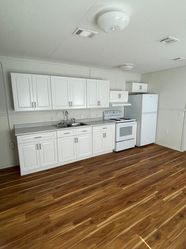 Foto del edificio - Three Bedroom Two Bath Manufactured Home i...