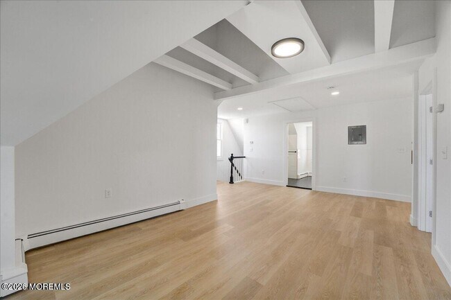 Foto del edificio - 295 Westwood Ave