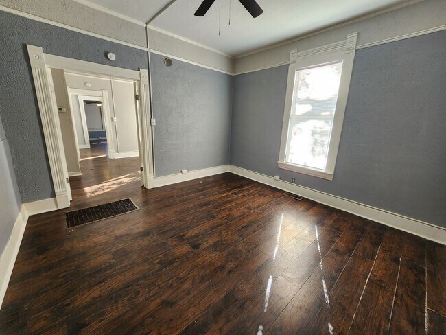 Foto del edificio - 923 Abigail St