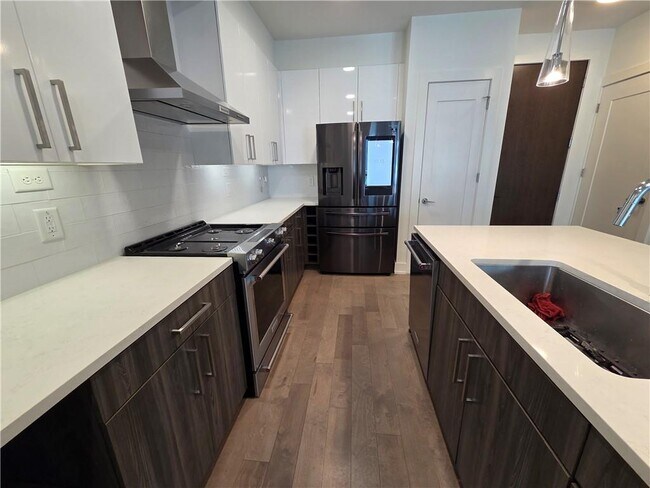 Foto del edificio - 775 Juniper St NE