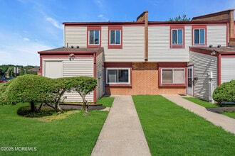 Building Photo - 10 Foxwood Ct