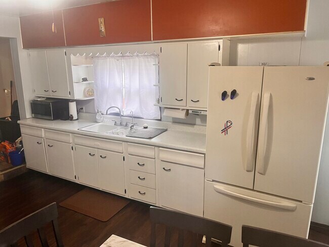Foto del edificio - 4132 Homerlee Ave