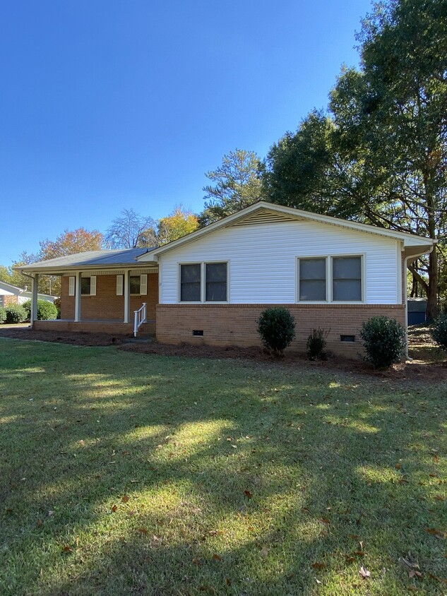 1407 Ridgewood Dr, Gastonia, NC 28054 - House for Rent in Gastonia, NC ...