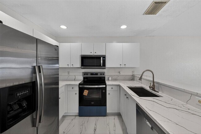 Building Photo - 85 Citrus Park Ln