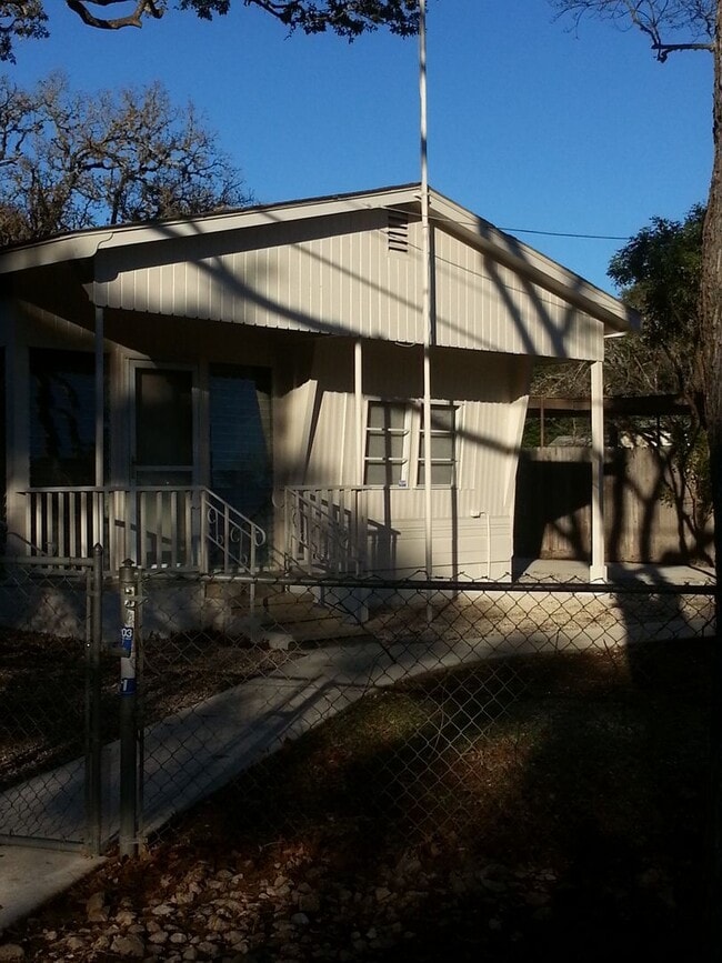 Foto del edificio - 7503 Jamie Wynell Cir