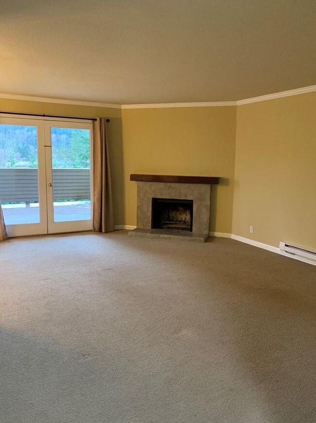 Spacious 1 Bedroom Near Kirkland Waterfront! - Spacious 1 Bedroom Near Kirkland Waterfront! House