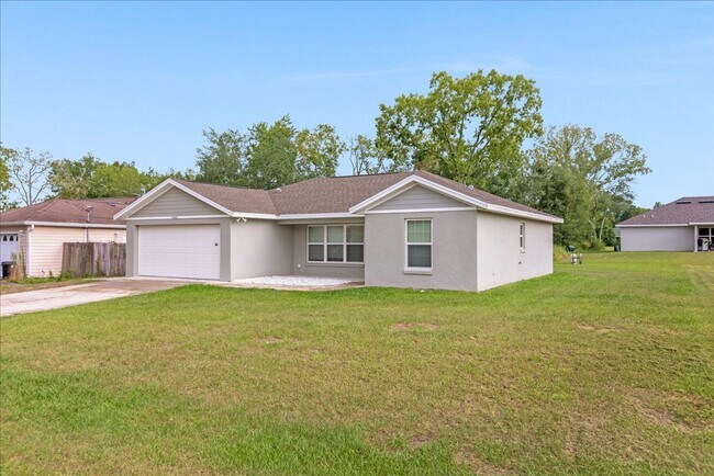 Foto del edificio - BEAUTIFUL 3 Bedroom, 2 Bathroom Home in Su...
