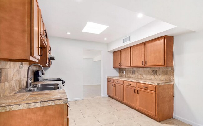 Foto del edificio - 4319 S 15th Ave