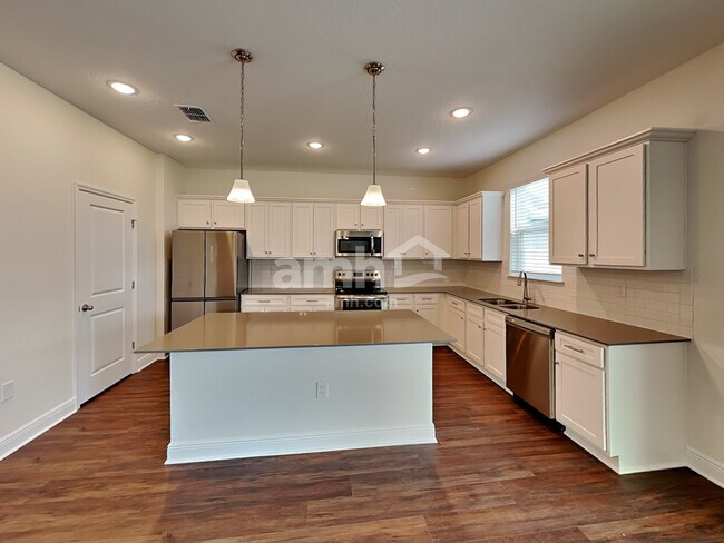 Building Photo - 2768 Ponds Trl