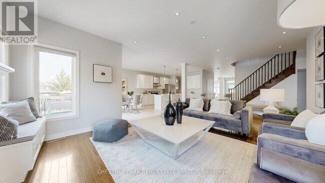 Building Photo - 32 Arbour Dr