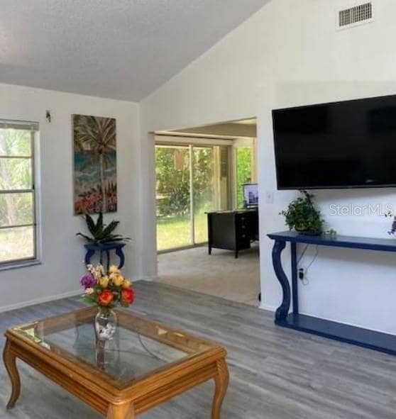 Building Photo - 4977 Village Garden Dr