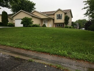 Building Photo - 6390 Wildwood Way