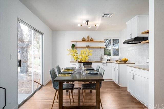 Foto principal - 10931 Knobb Ave