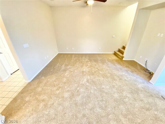 Foto del edificio - 8569 Rhamus Ct