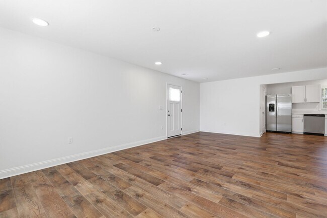 Foto del edificio - Newly Renovated Home in Westside Savannah