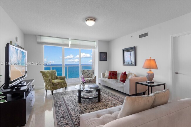 Foto del edificio - 16699 Collins Ave