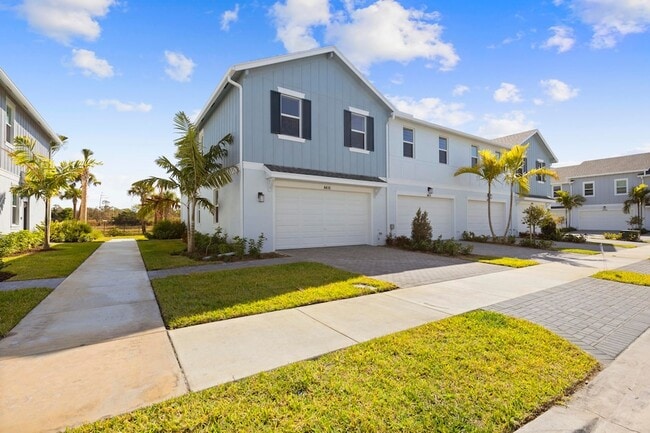 Foto del edificio - 4416 Longwood Lk Sq