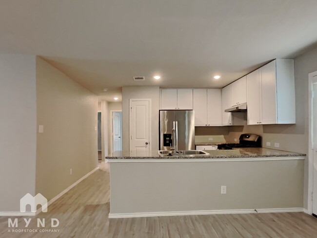 Foto del edificio - 9863 Littleton Grist