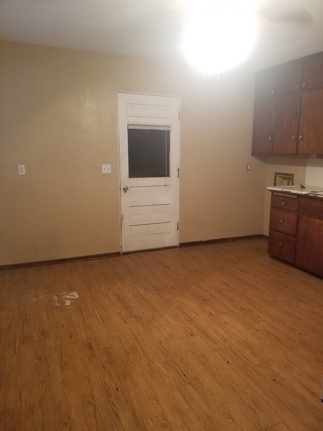 Foto del edificio - 4405 Andrews Ave