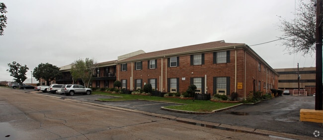 Villa D'Orleans Condominiums Work