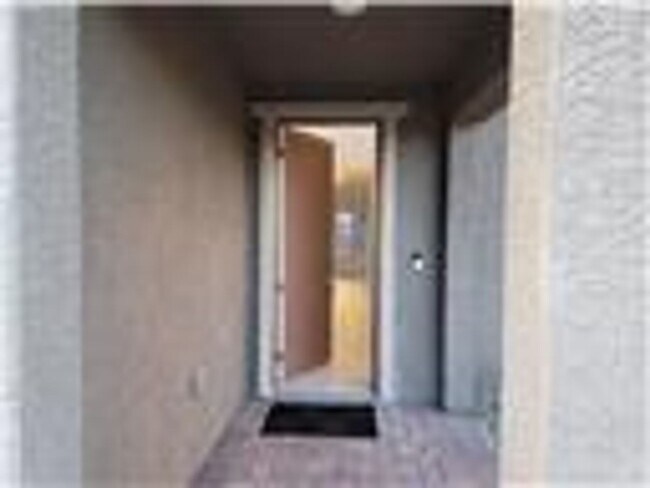 Foto del edificio - Beautiful 4 bedroom House