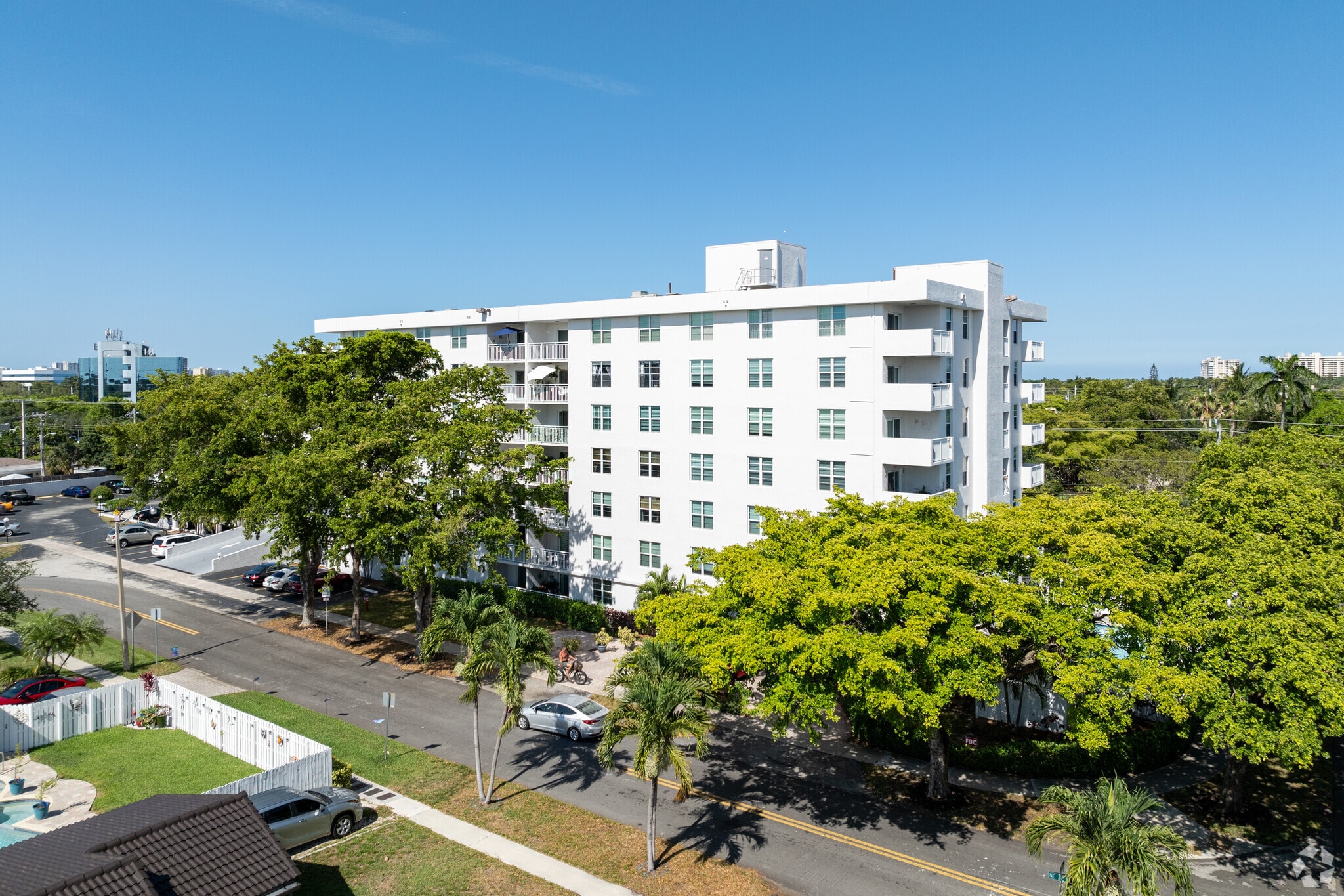 Imperial Point Condominiums