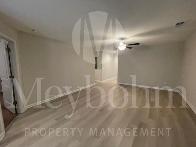 Foto del edificio - 957 Madrid Court - The Townhomes at Chukke...