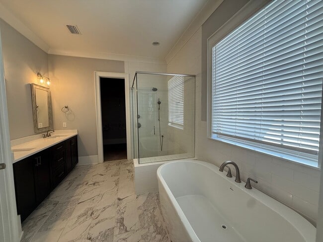 Foto del edificio - Gorgeous Home in Summerlin (Auburn)