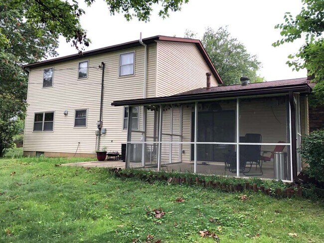 Building Photo - 4326 E Beacon Ct
