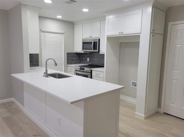 Building Photo - 2511 Southridge Dr