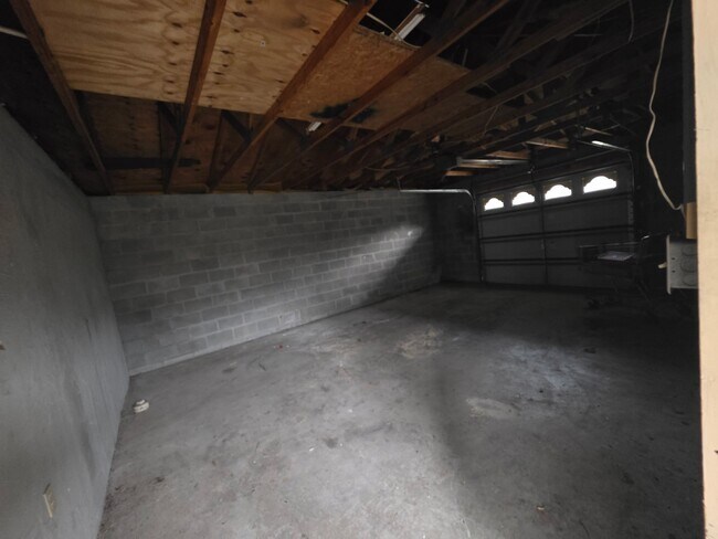 Building Photo - 4363 Azora Rd