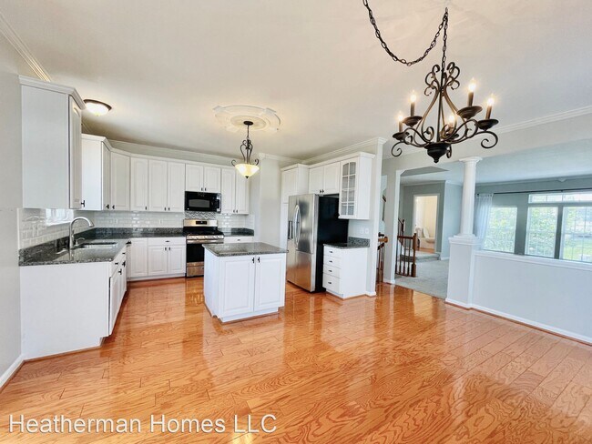 Foto del edificio - 3 br, 3.5 bath House - 12 Short Branch Road