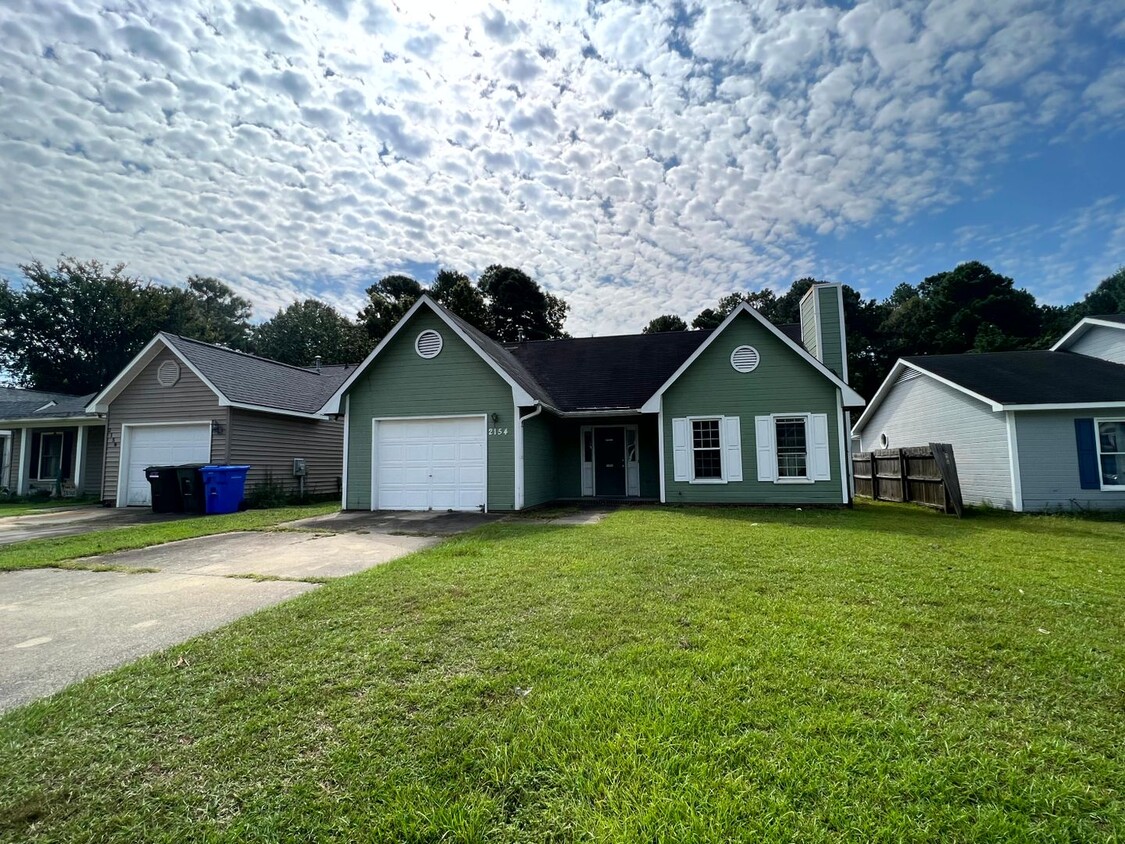 Primary Photo - 2154 Skyview Dr