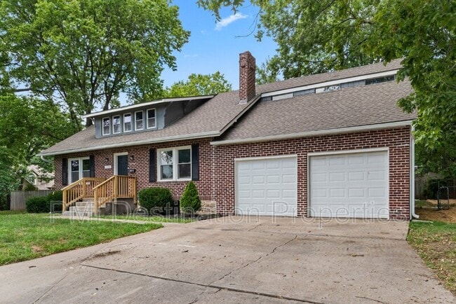 Building Photo - 7714 Johnson Dr